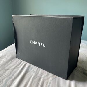 Chanel Box